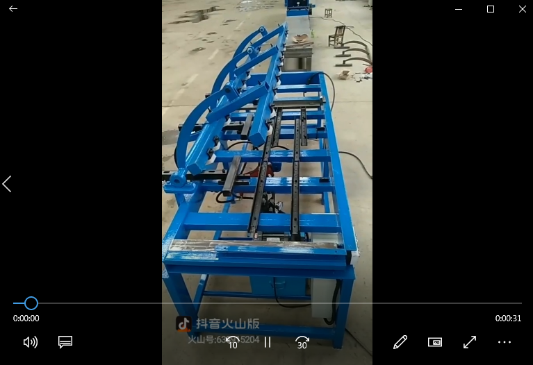 車(chē)廂門(mén)組對機